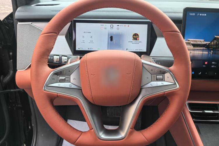 Used BYD Tang L 2025 DM 215KM LiDAR Flagship Model Steering Wheel