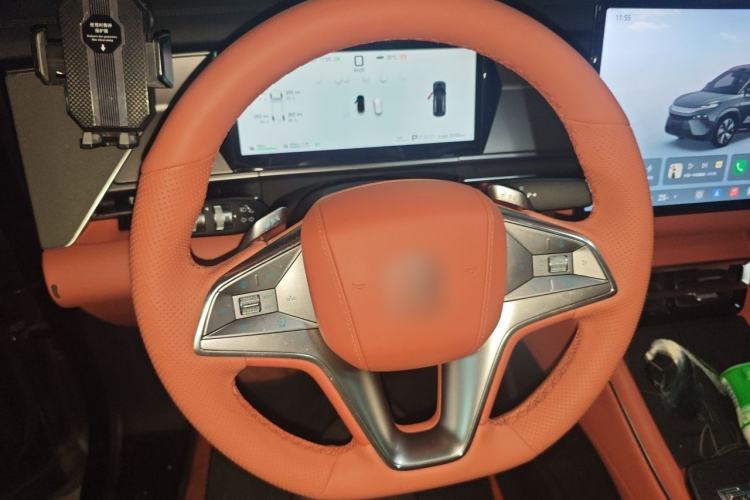 Used BYD Tang L 2025 DM 215KM LiDAR Flagship Model Steering Wheel