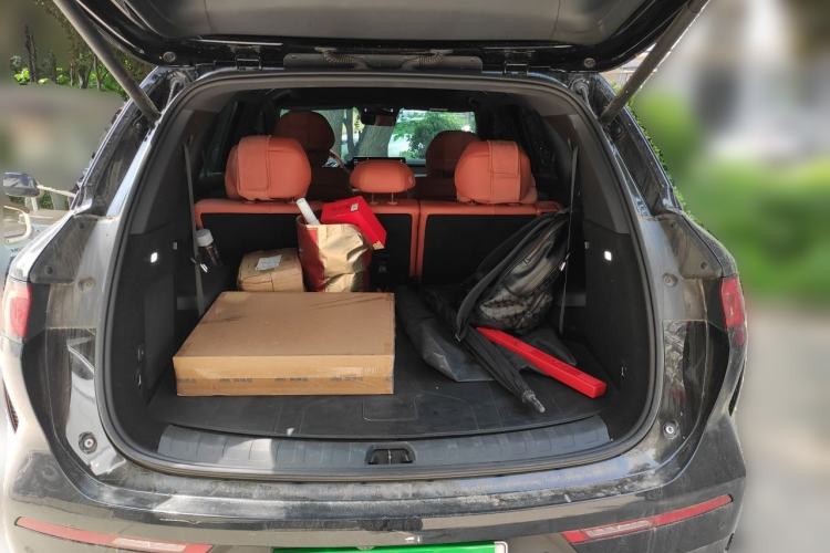 Used BYD Tang L 2025 EV with 670 km Range LiDAR and Premium Features Trunk