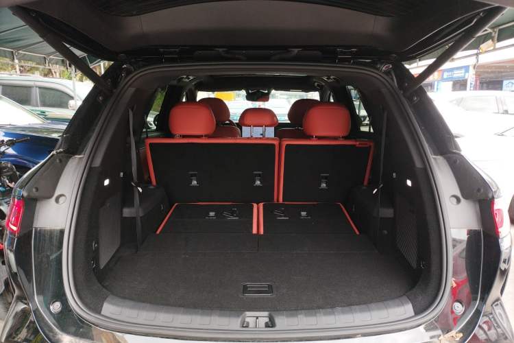 Used BYD Tang L 2025 DM 175KM Drone Player Edition Trunk
