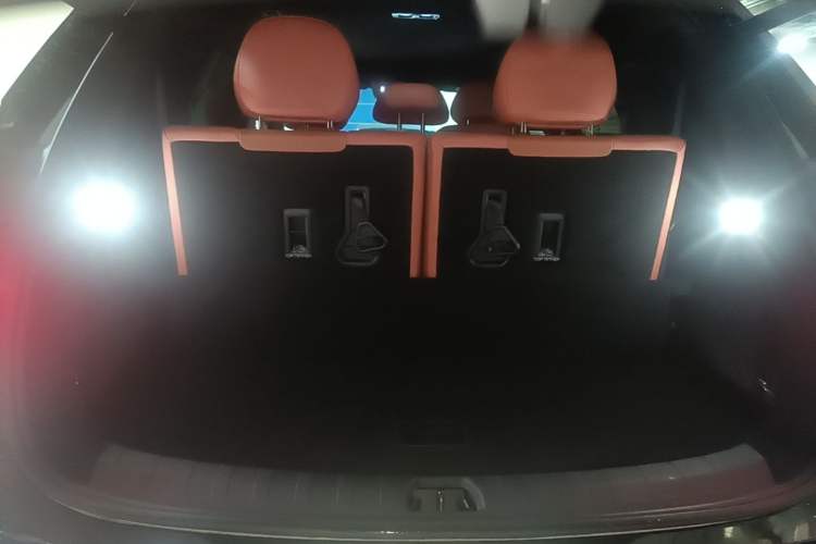 Used BYD Tang L 2025 DM 200KM Four-Wheel Drive LiDAR Flagship Model Trunk