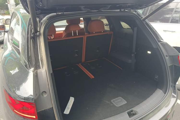 Used BYD Tang L 2025 EV with 670 km Range LiDAR and Premium Features Trunk