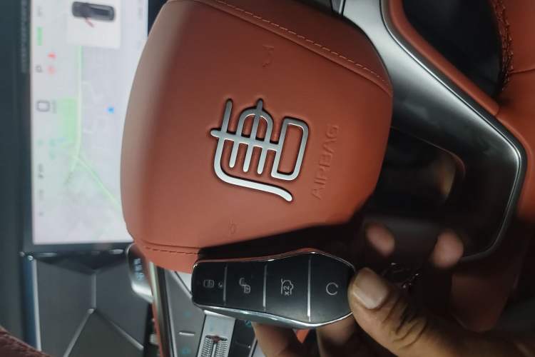 Used BYD Tang L 2025 EV 600KM All-Wheel-Drive LiDAR Flagship Model Vehicle Key
