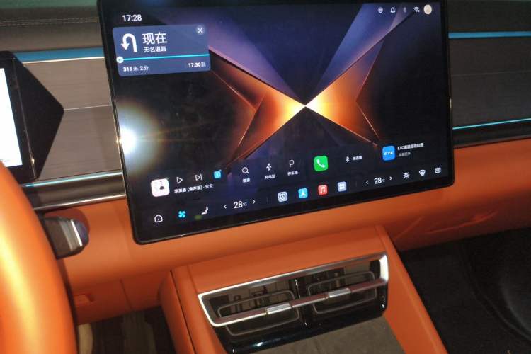Used BYD Tang L 2025 EV 600KM All-Wheel-Drive LiDAR Flagship Model Audio And AC Panel