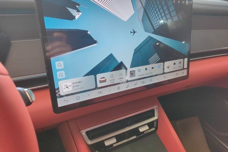 Used BYD Tang L 2025 DM 175KM Drone Player Edition Audio And AC Panel
