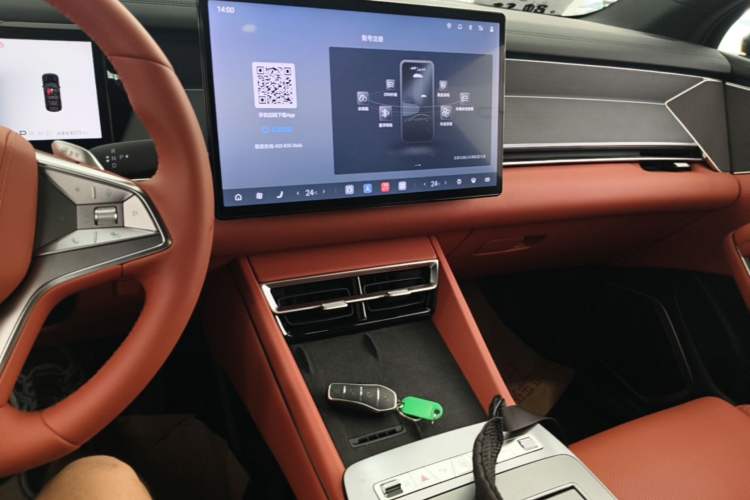 Used BYD Tang L 2025 DM 175KM Drone Player Edition Audio And AC Panel