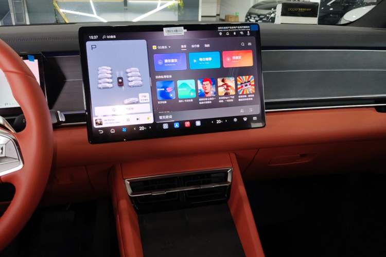 Used BYD Tang L 2025 DM 175KM Drone Player Edition Audio And AC Panel