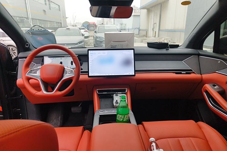 Used BYD Tang L 2025 DM 175KM Drone Player Edition Center Console