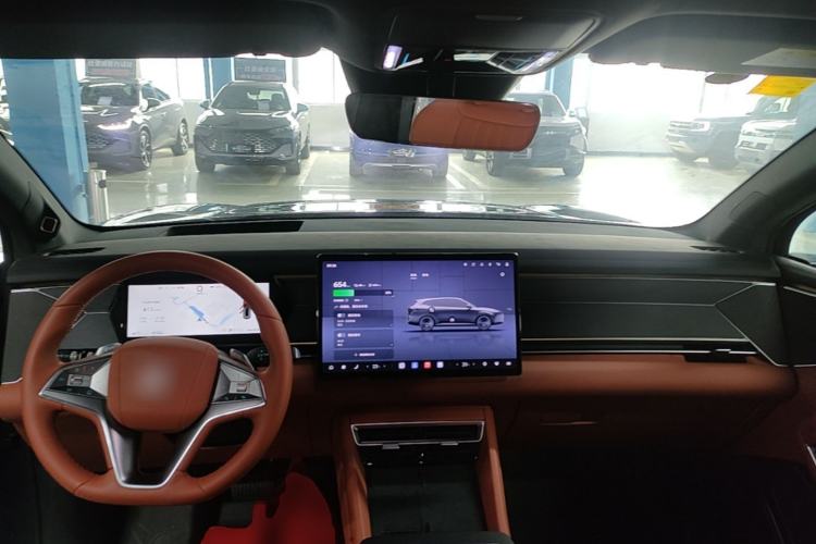 Used BYD Tang L 2025 DM 175KM Drone Player Edition Center Console
