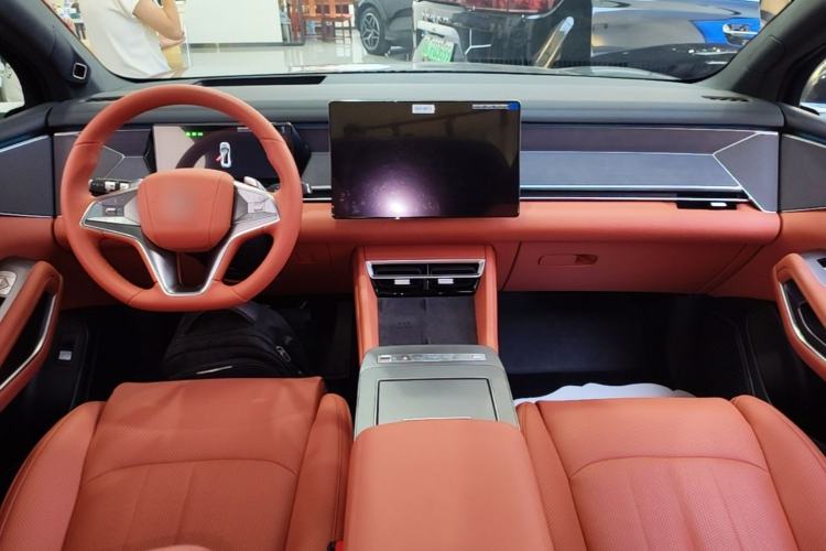 Used BYD Tang L 2025 DM 175KM Drone Player Edition Center Console