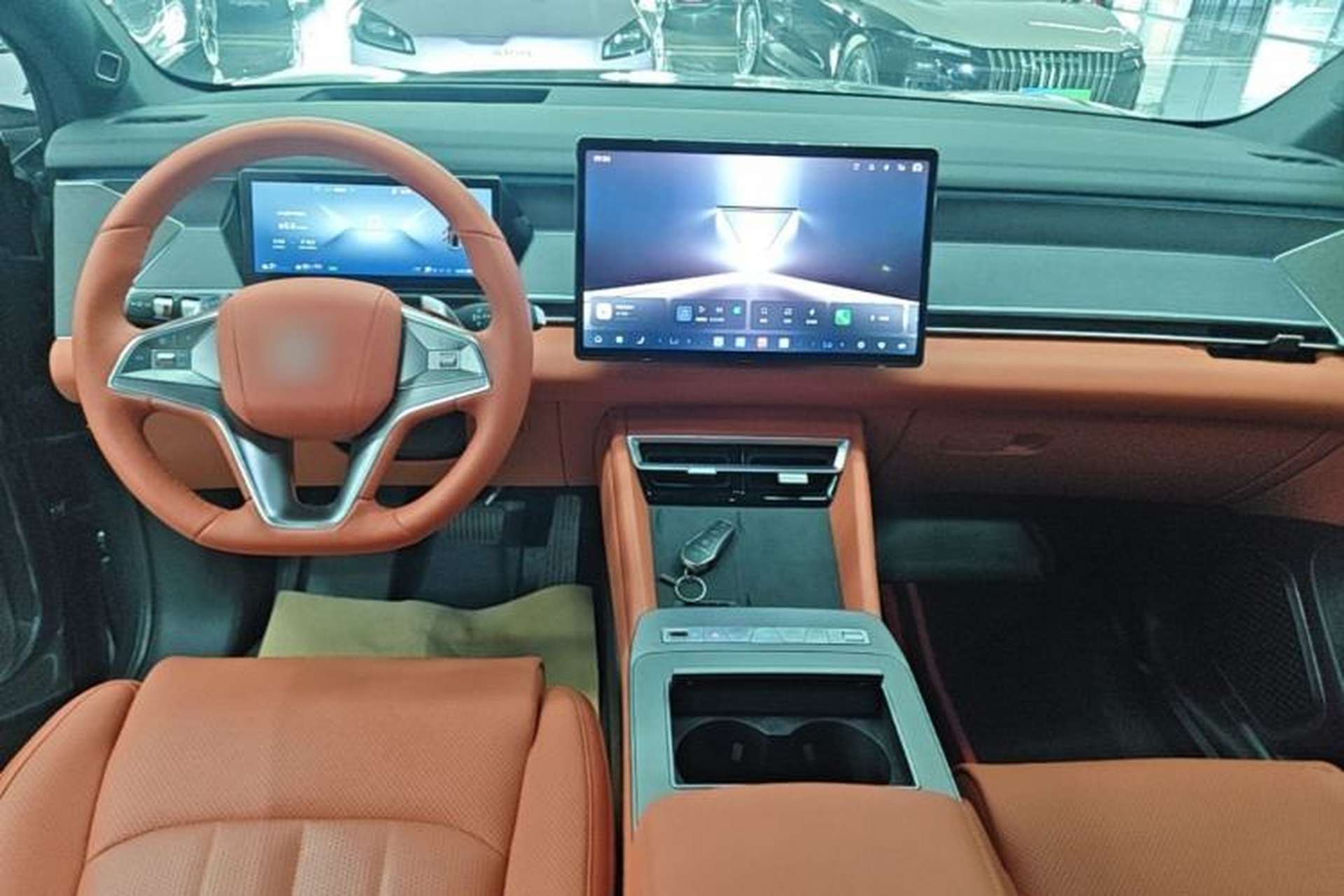 Used BYD Tang L 2025 DM 175KM Drone Player Edition Center Console