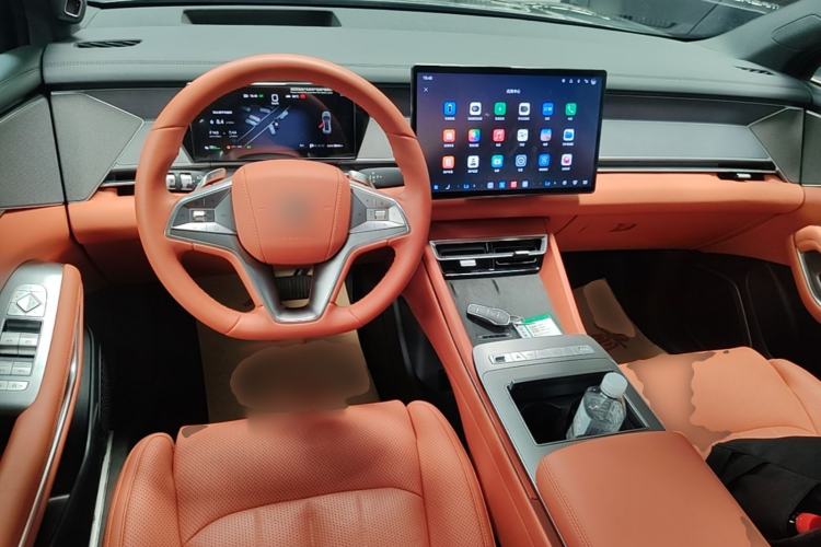 Used BYD Tang L 2025 DM 175KM Drone Player Edition Center Console