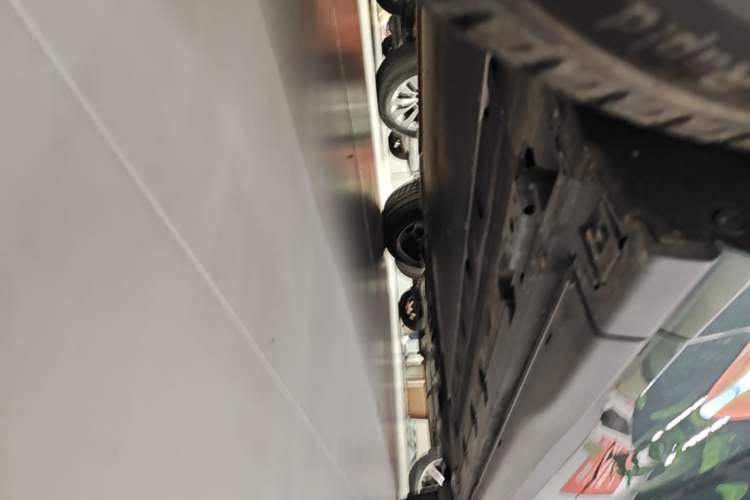 Used BYD Tang L 2025 DM 175KM Drone Player Edition Chassis Front Left