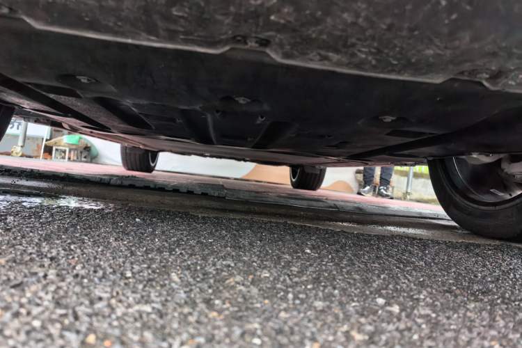 Used BYD Tang L 2025 DM 175KM Drone Player Edition Chassis Front