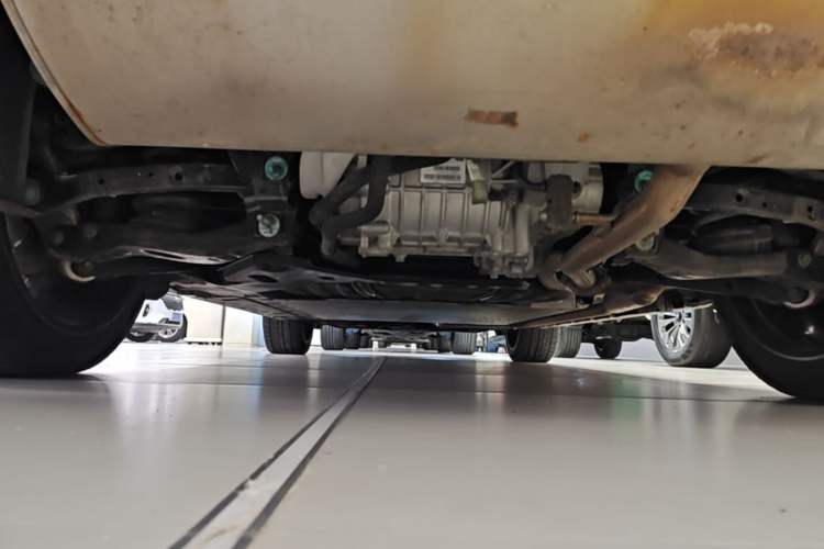 Used BYD Tang L 2025 DM 175KM Drone Player Edition Chassis Rear