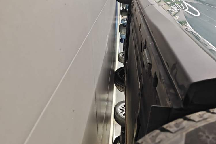 Used BYD Tang L 2025 DM 175KM Drone Player Edition Chassis Rear Left