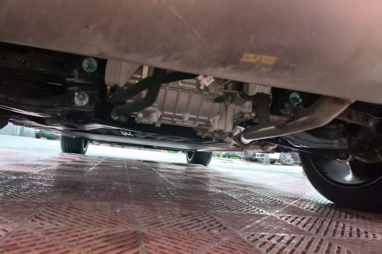 Used BYD Tang L 2025 DM 175KM Drone Player Edition Chassis Rear