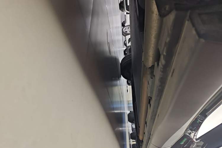 Used BYD Tang L 2025 DM 175KM Drone Player Edition Chassis Rear Right