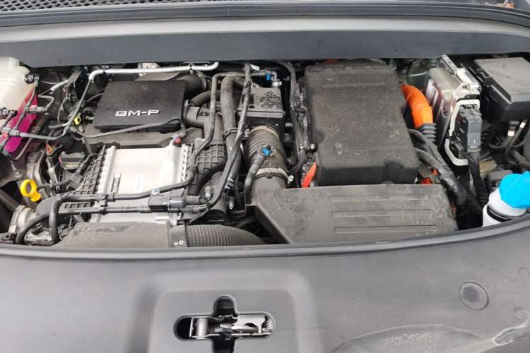 Used BYD Tang L 2025 DM 175KM Drone Player Edition Engine Bay