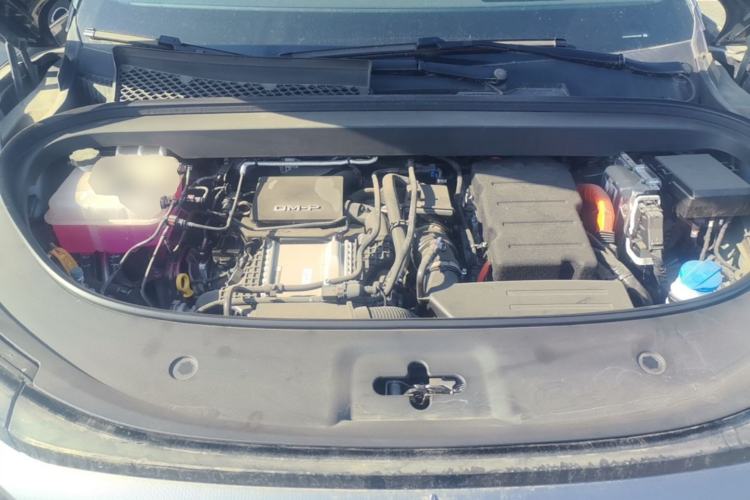 Used BYD Tang L 2025 DM 175KM Drone Player Edition Engine Bay