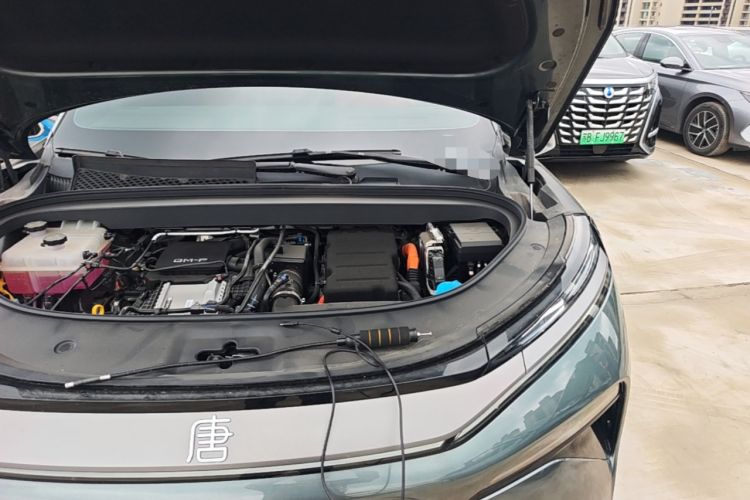 Used BYD Tang L 2025 DM 175KM Drone Player Edition Engine Bay Left