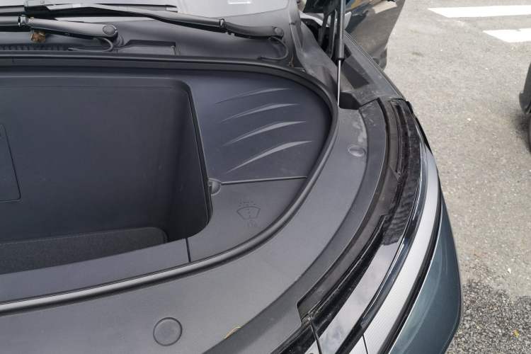 Used BYD Tang L 2025 EV with 670 km Range LiDAR and Premium Features Engine Bay Left