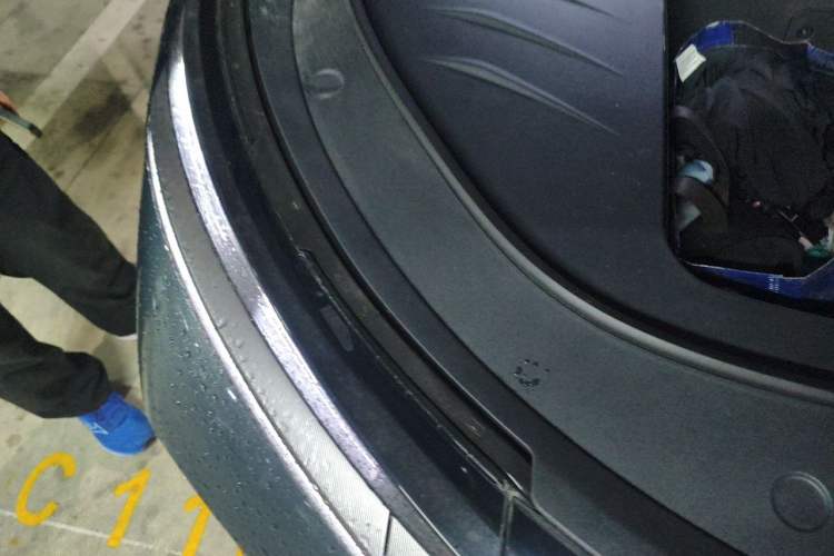 Used BYD Tang L 2025 EV 600KM All-Wheel-Drive LiDAR Flagship Model Engine Bay Right