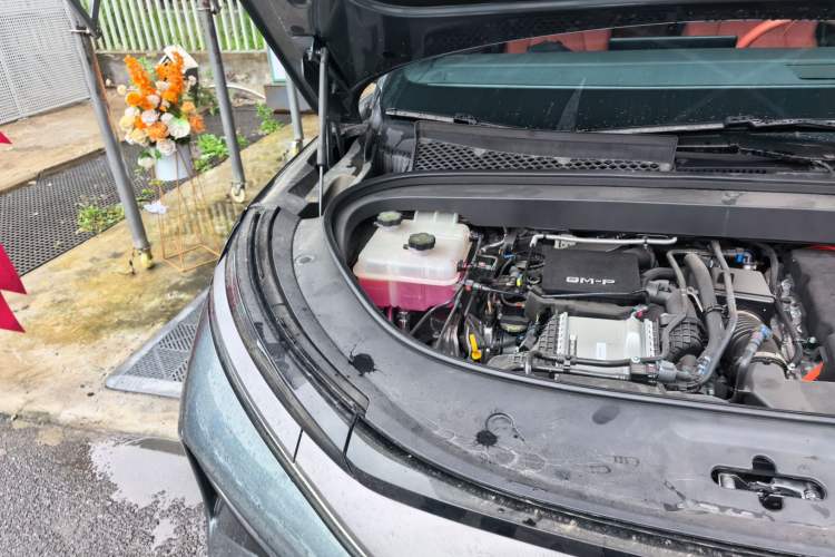 Used BYD Tang L 2025 DM 175KM Drone Player Edition Engine Bay Right