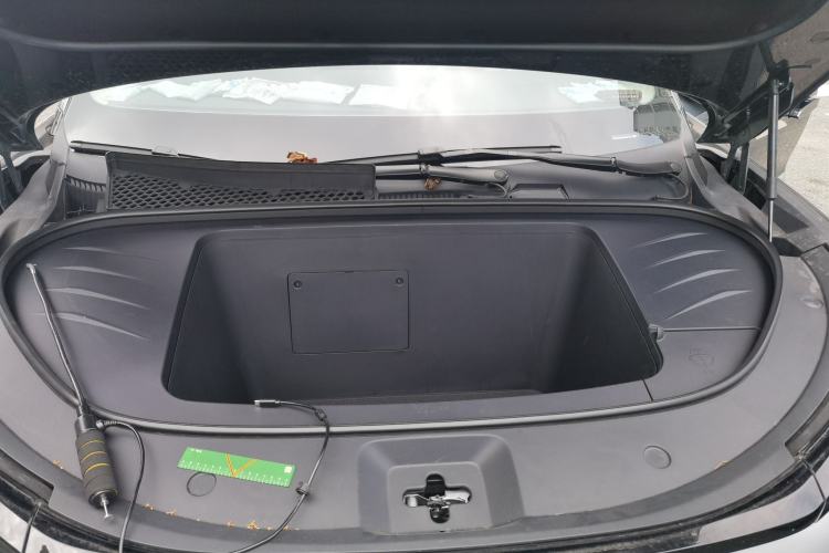 Used BYD Tang L 2025 EV with 670 km Range LiDAR and Premium Features Engine Bay
