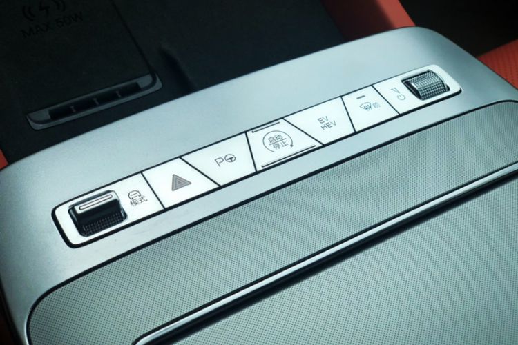 Used BYD Tang L 2025 DM 175KM Drone Player Edition Exterior 14