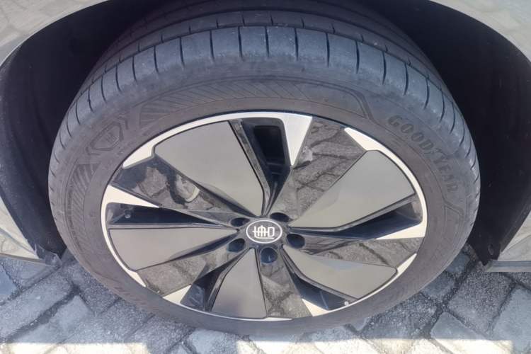 Used BYD Tang L 2025 DM 175KM Drone Player Edition Exterior 4