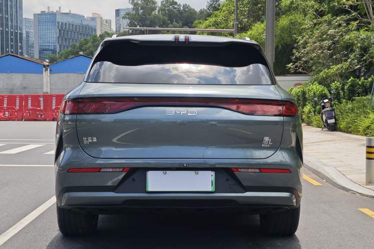 Used BYD Tang L 2025 EV with 670 km Range LiDAR and Premium Features Exterior 4