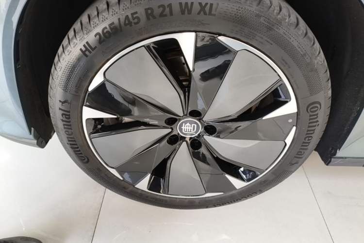 Used BYD Tang L 2025 EV 600KM All-Wheel-Drive LiDAR Flagship Model Exterior 4