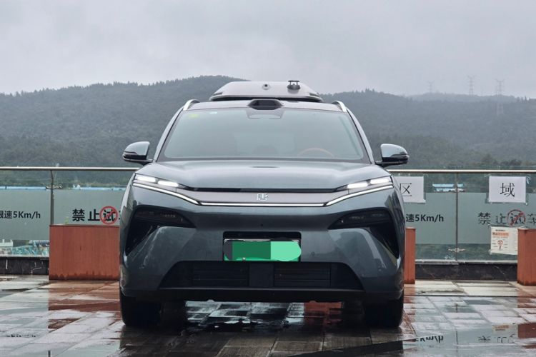 Used BYD Tang L 2025 DM 175KM Drone Player Edition Exterior 5