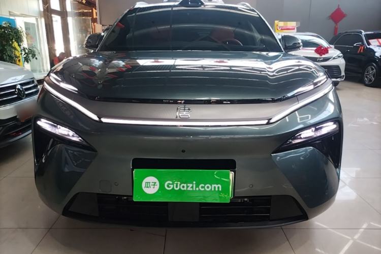 Used BYD Tang L 2025 DM 175KM Drone Player Edition Front