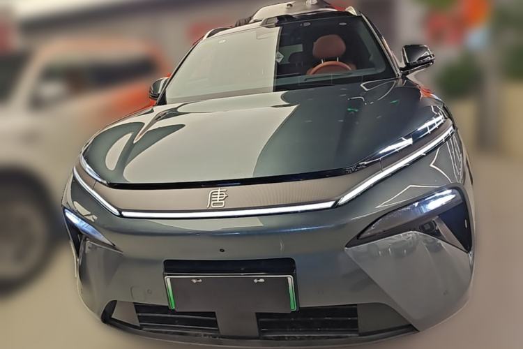 Used BYD Tang L 2025 DM 175KM Drone Player Edition Front