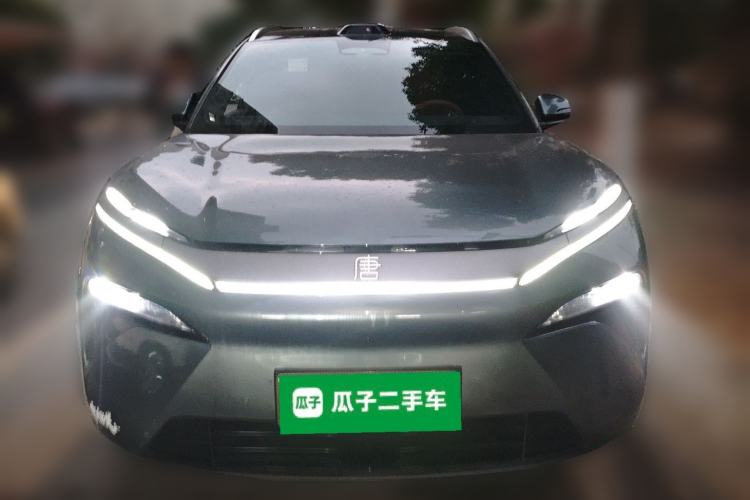 Used BYD Tang L 2025 EV 670KM LiDAR Flagship Version Front