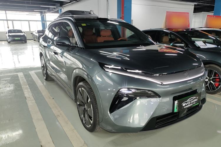 Used BYD Tang L 2025 DM 175KM Drone Player Edition Front Right 45 Deg