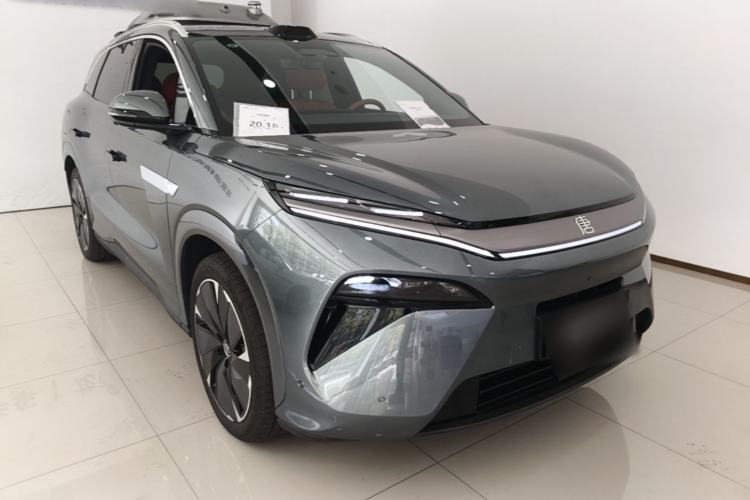 Used BYD Tang L 2025 DM 175KM Drone Player Edition Front Right 45 Deg
