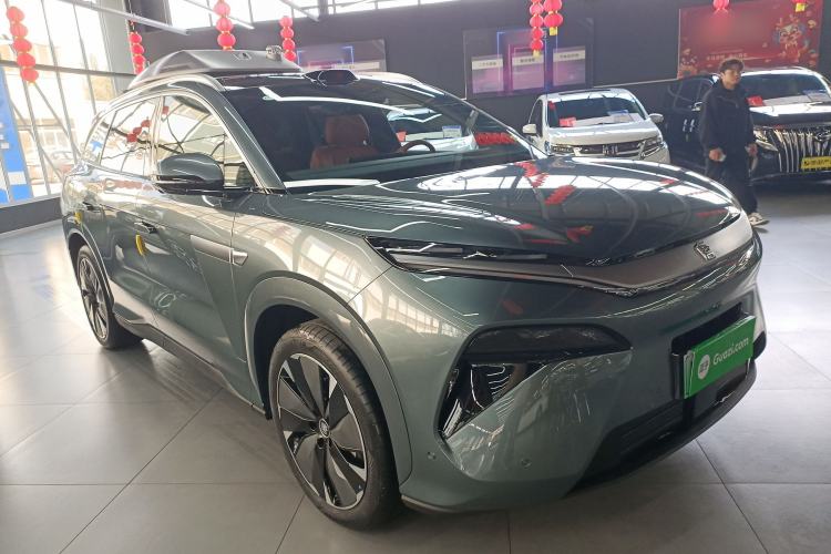 Used BYD Tang L 2025 DM 175KM Drone Player Edition Front Right 45 Deg