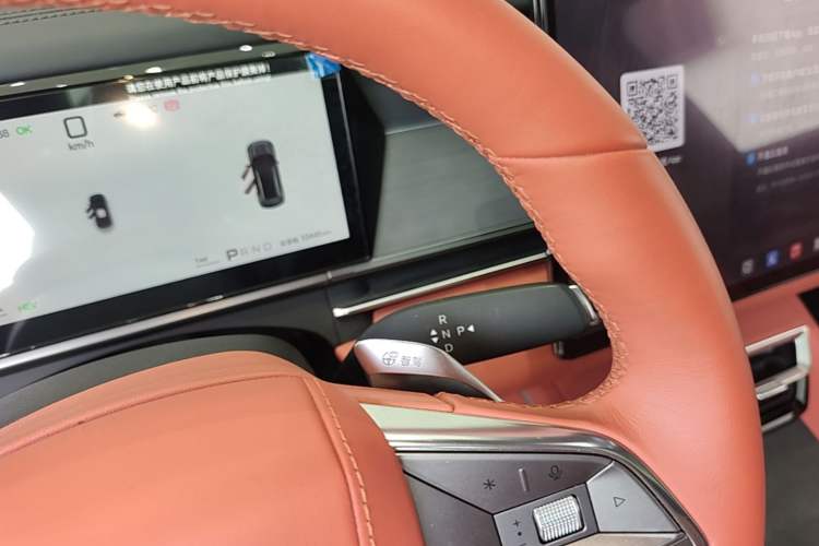 Used BYD Tang L 2025 DM 175KM Drone Player Edition Gear Lever
