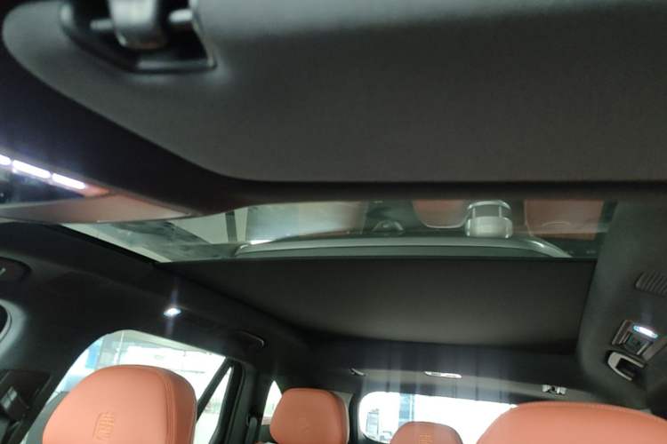 Used BYD Tang L 2025 DM 175KM Drone Player Edition Headliner
