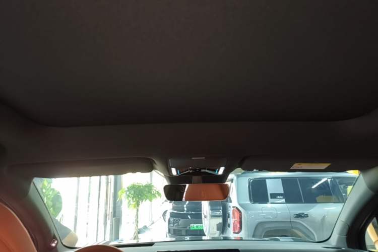 Used BYD Tang L 2025 EV 600KM All-Wheel-Drive LiDAR Flagship Model Headliner