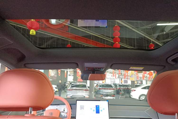 Used BYD Tang L 2025 DM 175KM Drone Player Edition Headliner