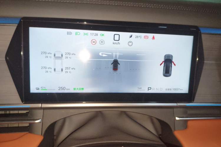 Used BYD Tang L 2025 EV 600KM All-Wheel-Drive LiDAR Flagship Model Instrument Cluster
