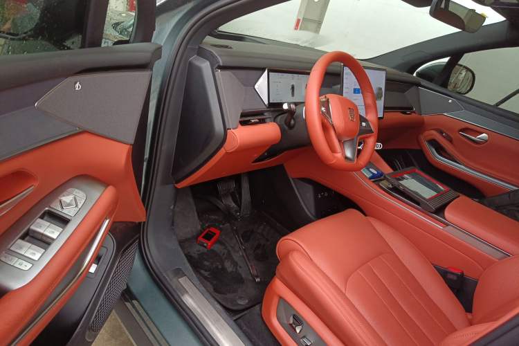 Used BYD Tang L 2025 EV 600KM All-Wheel-Drive LiDAR Flagship Model Interior 3