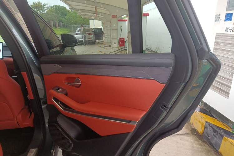 Used BYD Tang L 2025 EV 600KM All-Wheel-Drive LiDAR Flagship Model Interior 6