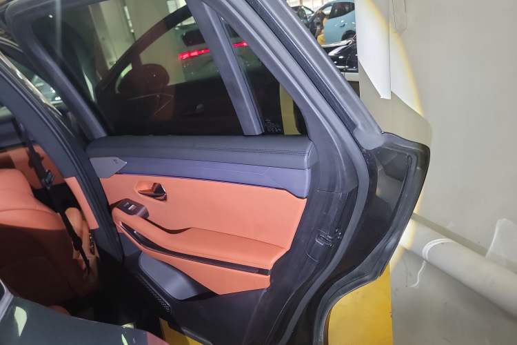 Used BYD Tang L 2025 EV 600KM All-Wheel-Drive LiDAR Flagship Model Interior 6