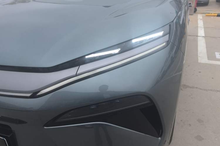 Used BYD Tang L 2025 DM 175KM Drone Player Edition Left Front Headlight