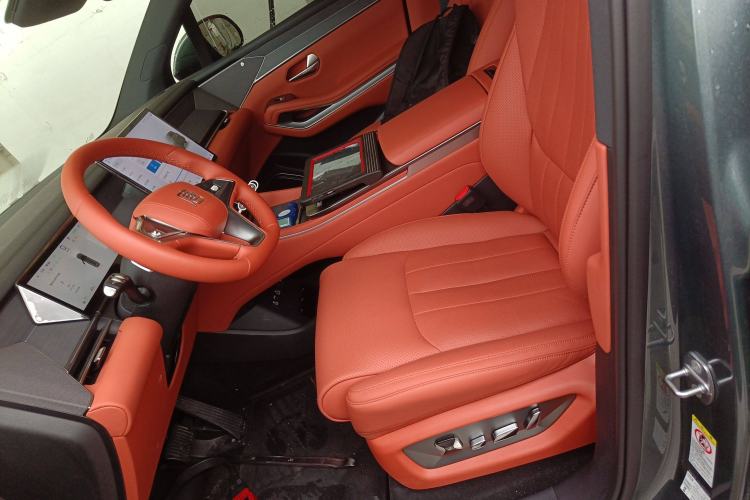 Used BYD Tang L 2025 EV 600KM All-Wheel-Drive LiDAR Flagship Model Left Front Seat